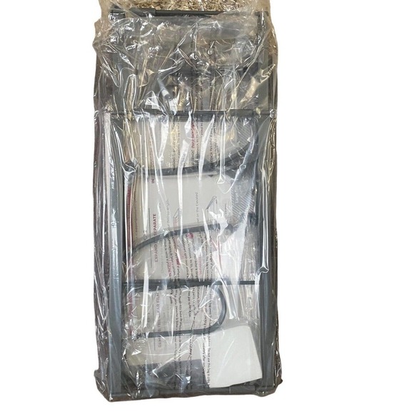 BTH 2 Large Racks with 12 Adjustable Dividers - Expand or Separate - Baking - Picture 4 of 7